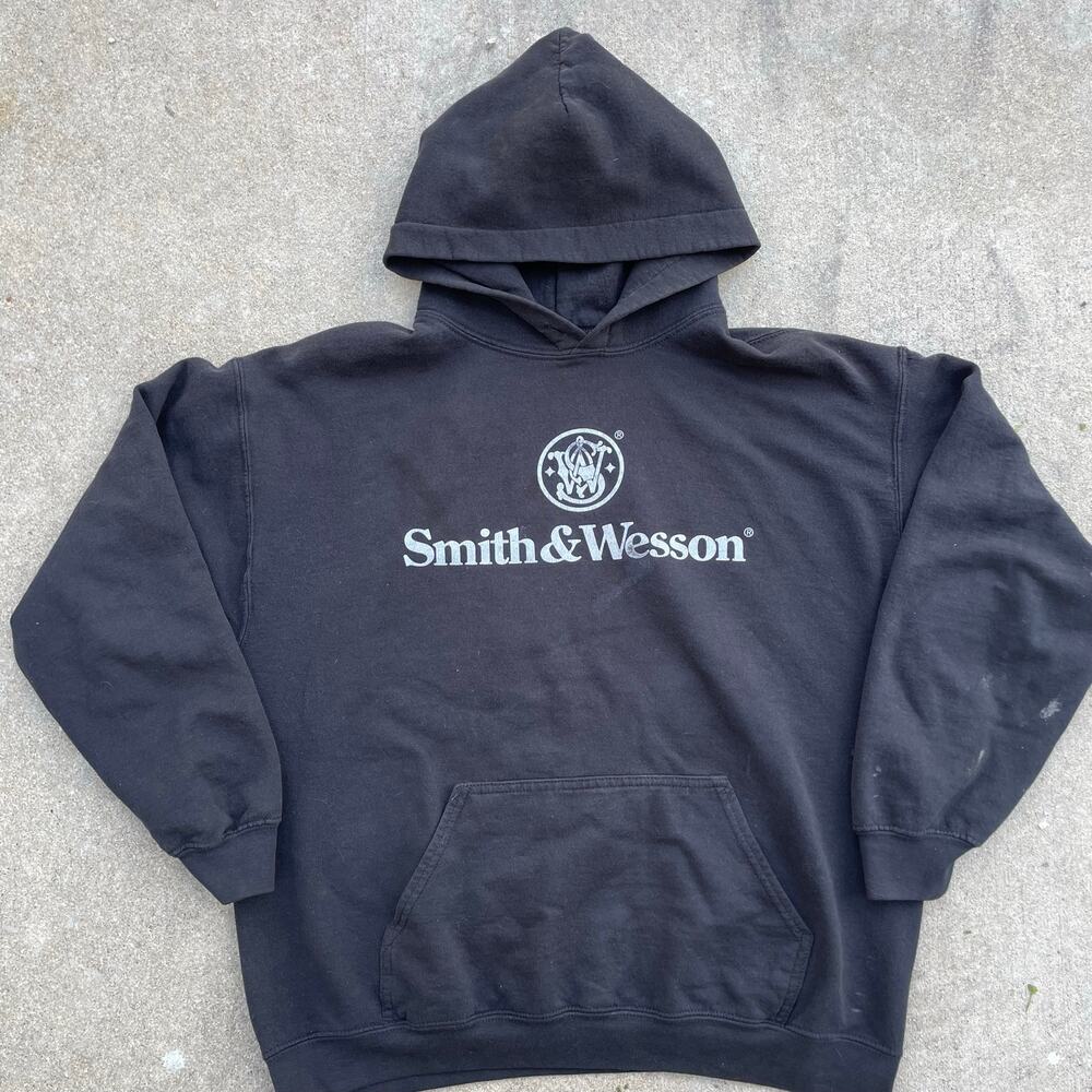 Vintage Smith & Wesson Logo Hoodie Black Faded Mens L Boxy Cropped Firearm